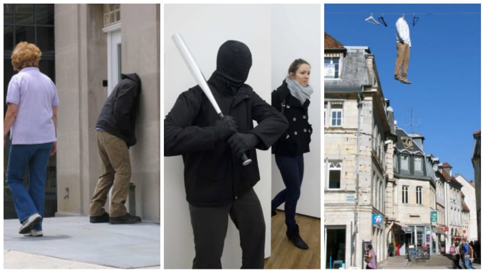 Figuríny trollí lidí v ulicích